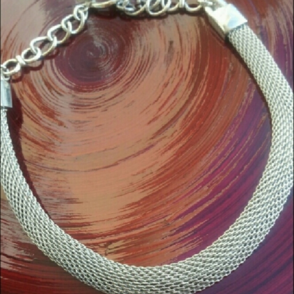 Gorgeous Silver Metal Mesh Necklace